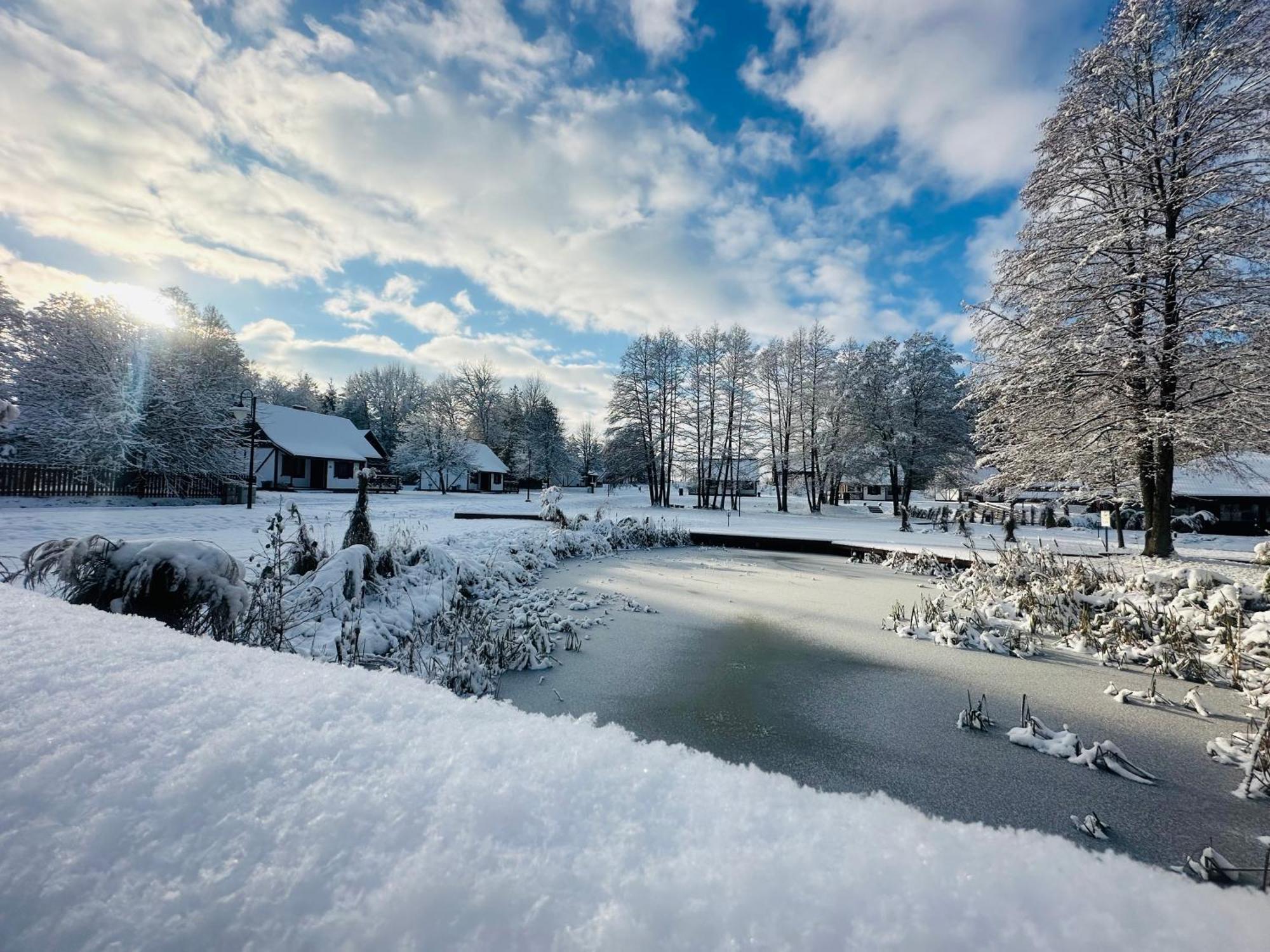 Warmia Resort Woryty Buitenkant foto